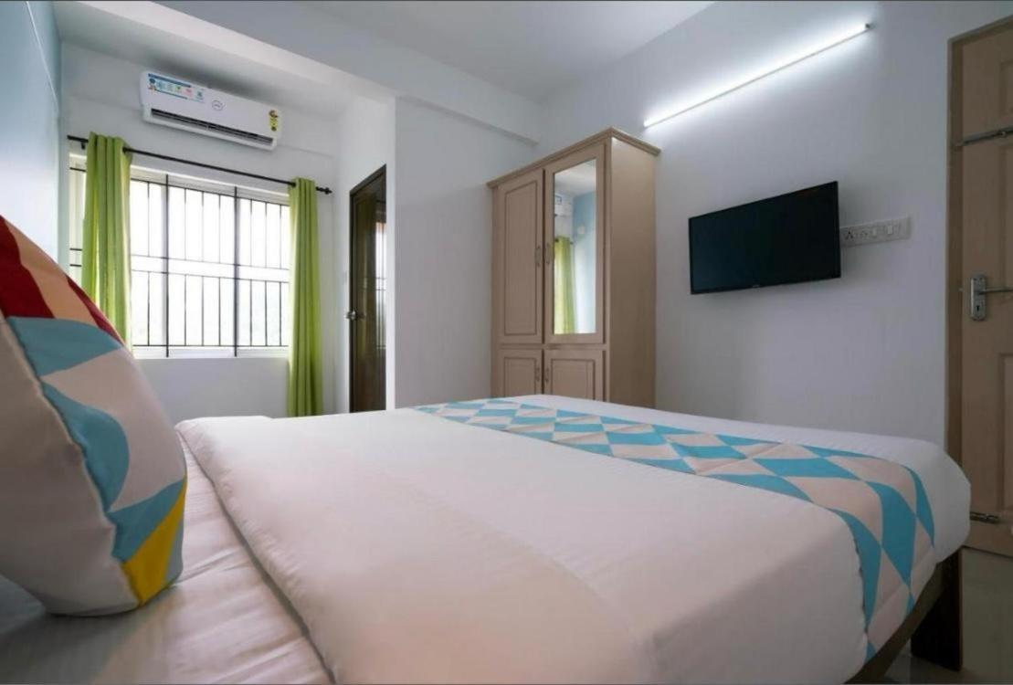 Ruby Hotel Apartments Kochi Bagian luar foto