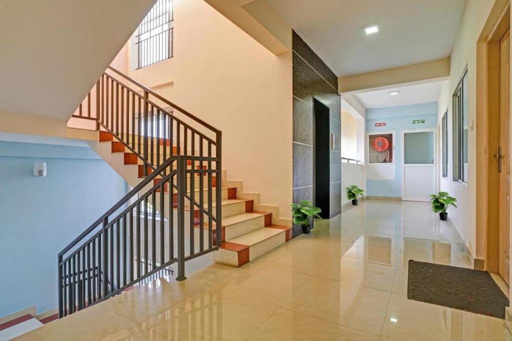 Ruby Hotel Apartments Kochi Bagian luar foto